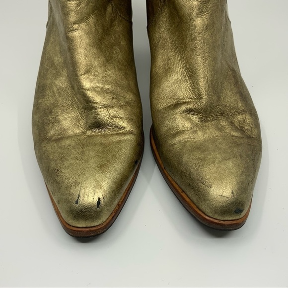 No name golden leather western boots. - Picture 2 of 16